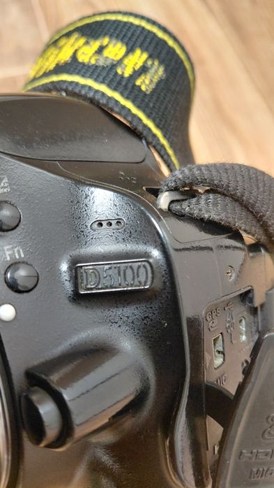 Nikon D5100 фото