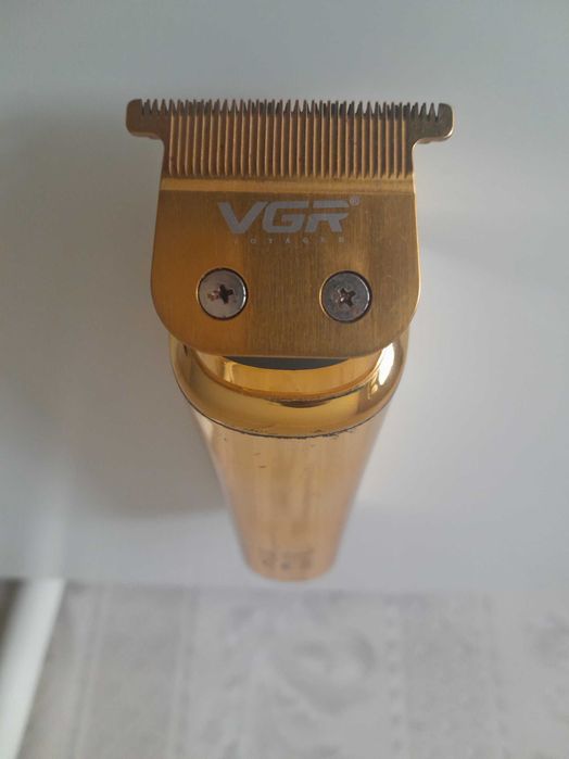 Машинка для стрижки бороды, усов и волос VGR V-947 Соч сокол учун