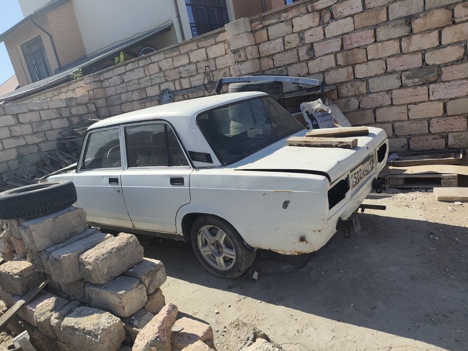 На запчасти 2107