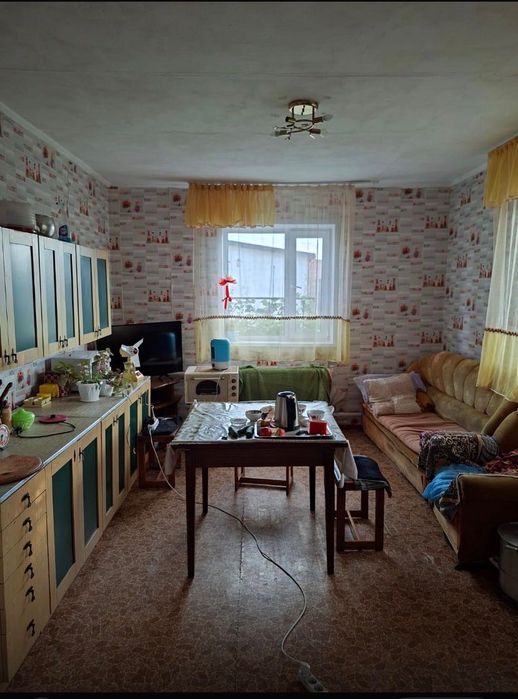 Продам благородный дом в Топаре