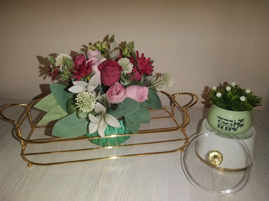 Sovga uchun, uy uchun suniy gullar