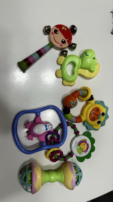 Продам игрушки  для малышей