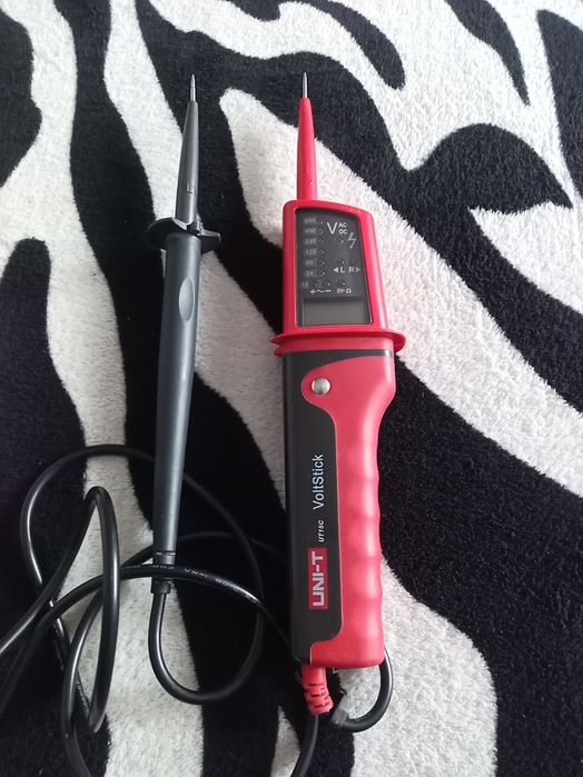Tester de tensiune multifuncțional UNi-T