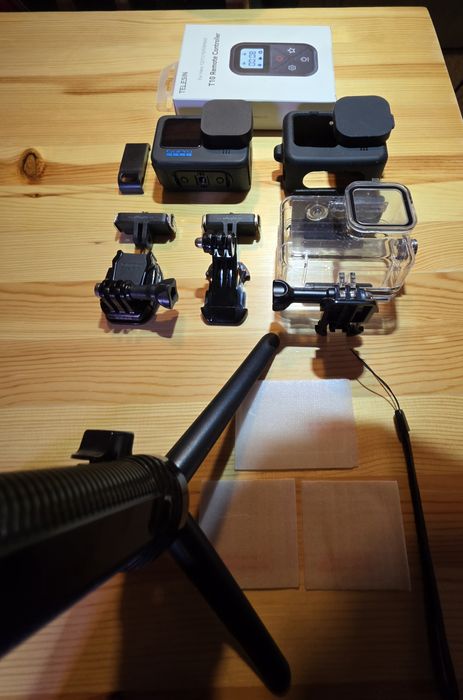 GoPro Hero 10 cu accesorii