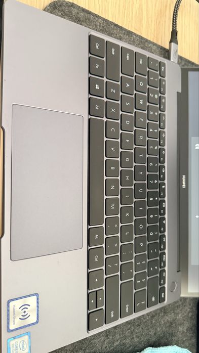 Laptop Huawei Matebook 13