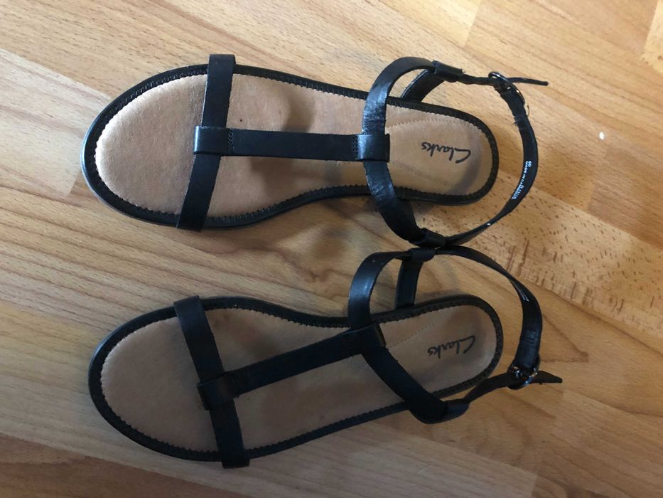 Сандали Clarks, естествена кожа - нови