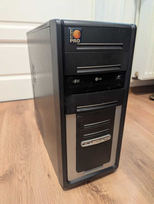 Unitate PC AMD Ryzen 5 1600 3.2 GHz/16 GB Ram DDR4/GTX 960/SSD 120 GB