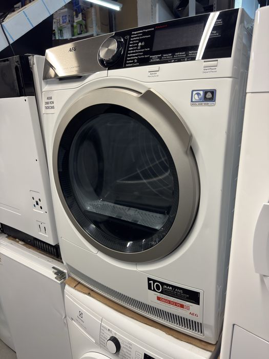 Uscător de rufe cu pompa de caldura AEG T8DEC86S serie 8000