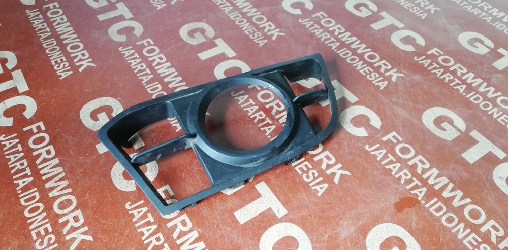 Основа/държач на халоген (дясна) BMW 5 F10/F11 (2010-2016)