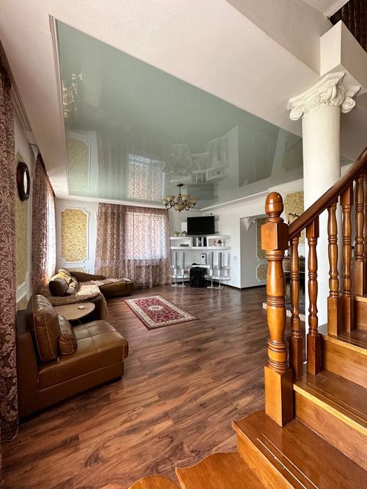 Сдам коттедж посуточно