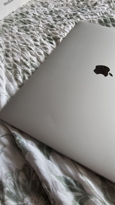 MacBook Pro 16” 2019 | i7 | 16GB RAM | Radeon Pro 5300M