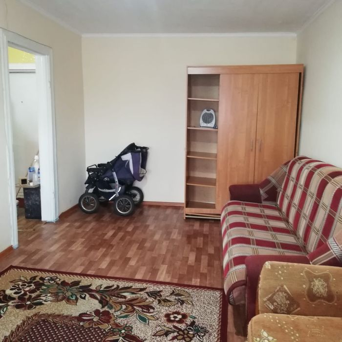 Сдам 1 КВ 20 мкр, можно парням на любой срок, мебель, маш-авт 115тыс к