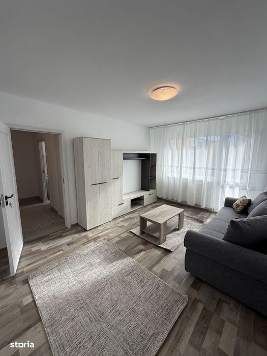 Închiriez apartament 2 camere
