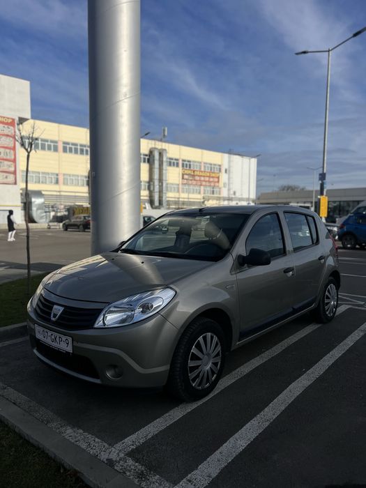 Dacia Sandero 1.4 benzină | 2008 | 208.000 km