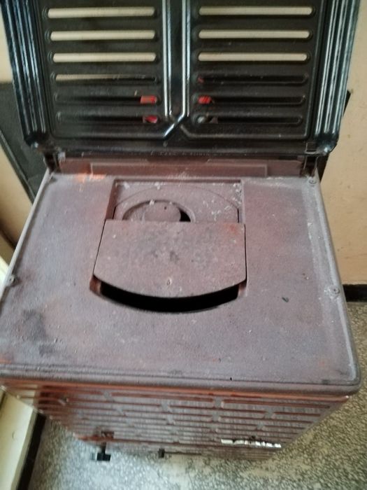 Продавам печка на дърва