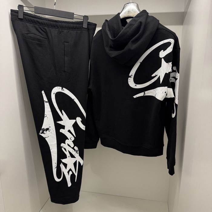 Мъжки екипи Trapstar Shooters / Corteiz / Essentials / Syna World / Cortiez / Denim Tears / Nike Tech Fleece / Sp5der