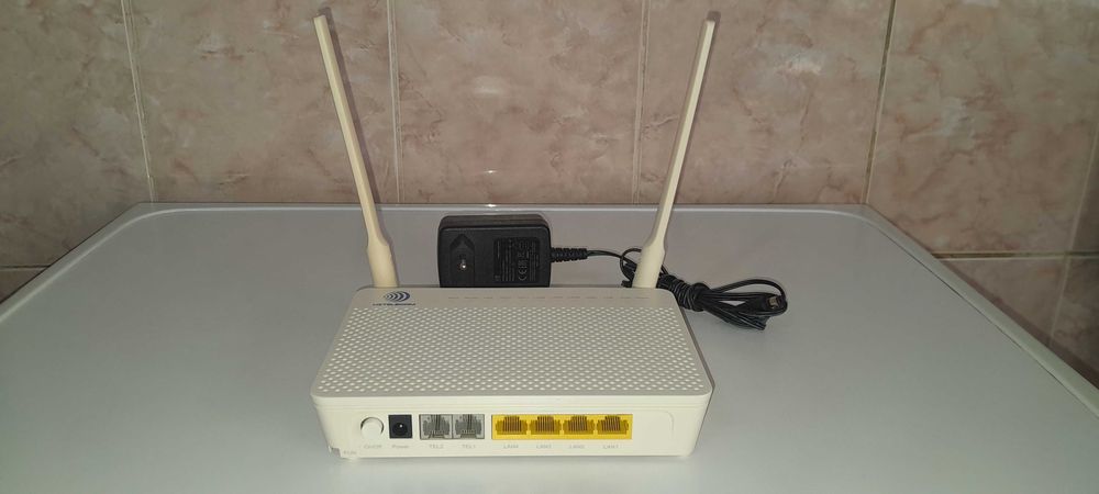UZTELECOM GPON Huawei HG8245H5 Wi-Fi router Фай-Вай роутер ДЛЯ ОПТИКИ