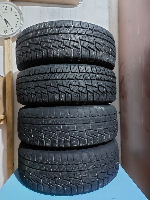 Продам зимние шины