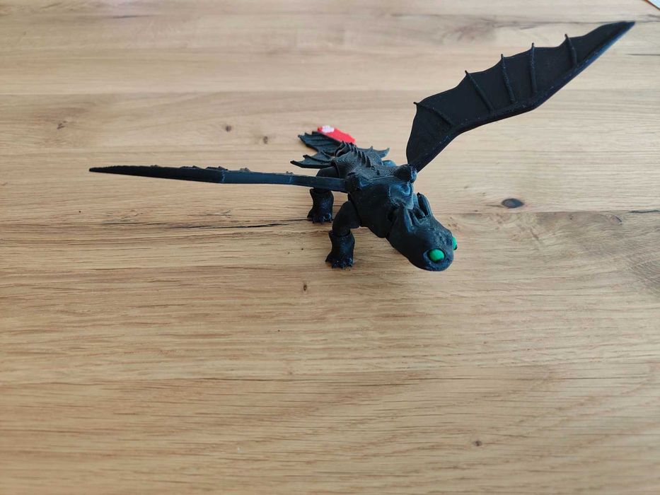 Фигурa гъвкав  дракон  Toothless - Flexi модел