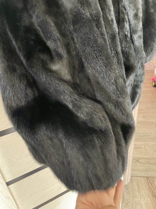 Продаю норковую шубу