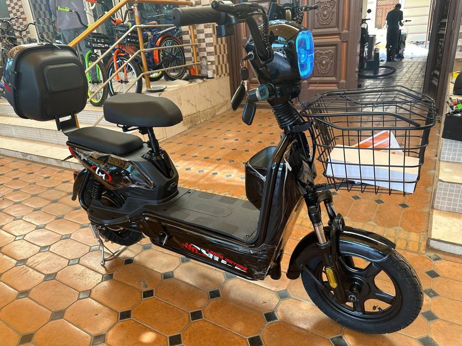 Elektro skuter dastafka bor