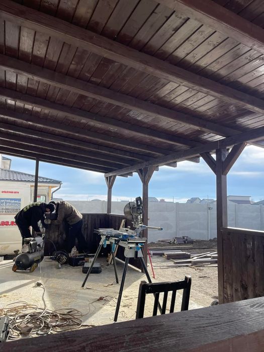 căsuțe  foișoare  terase  pergole etc