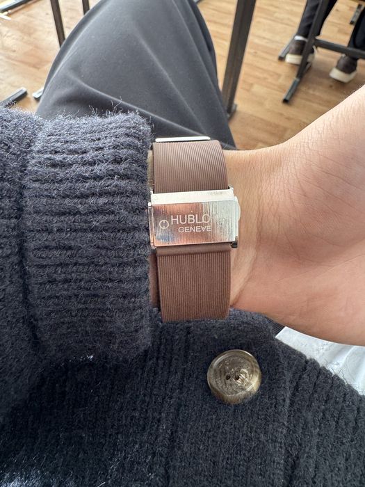 Часы hublot стекло минералный