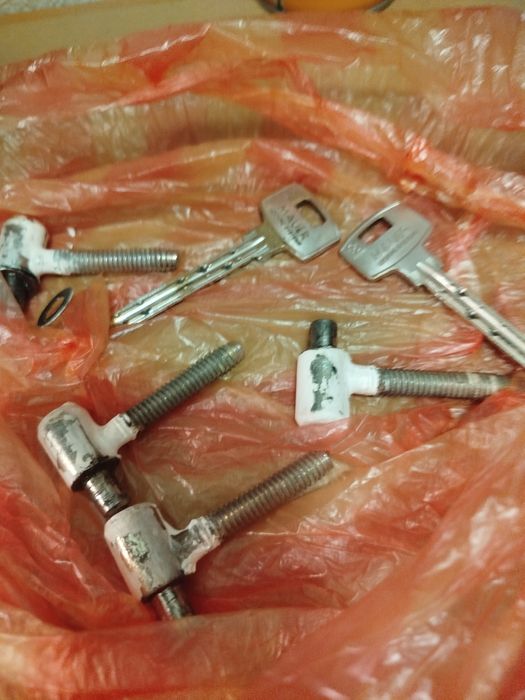 Дървена входна врата от Чам