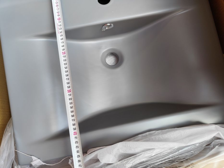 Керамична мивка сив цвят