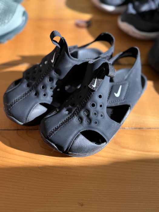 Детски обувки и сандали