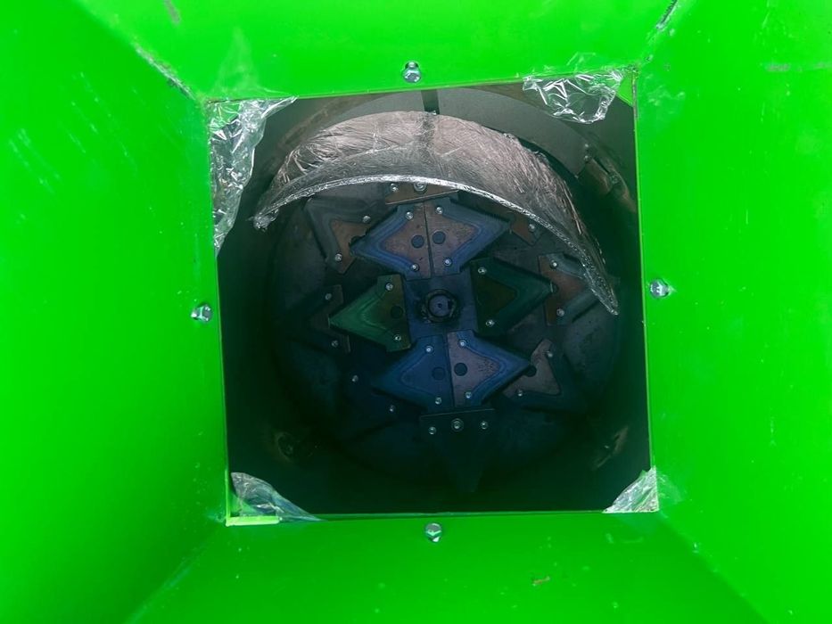 Драбилка Универсал хито