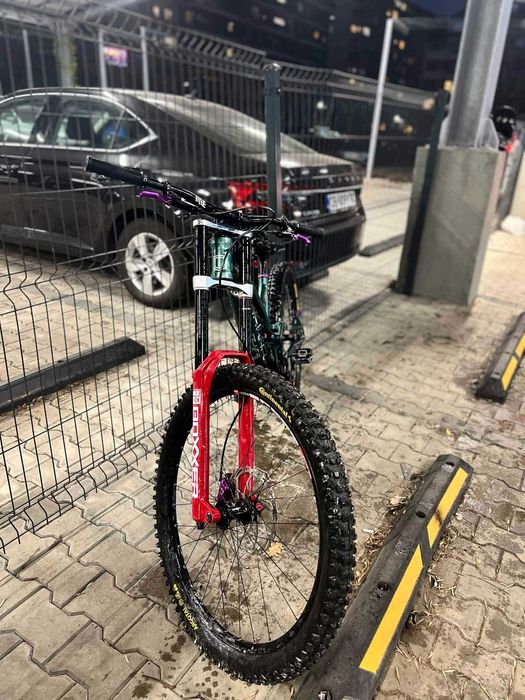 commencal supreme dh v4
