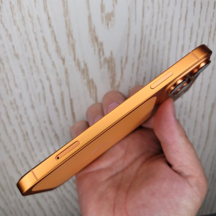 IPhone XR  17 Pro kõrpus