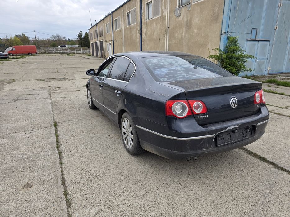 VOLKSWAGEN Passat B6 2006