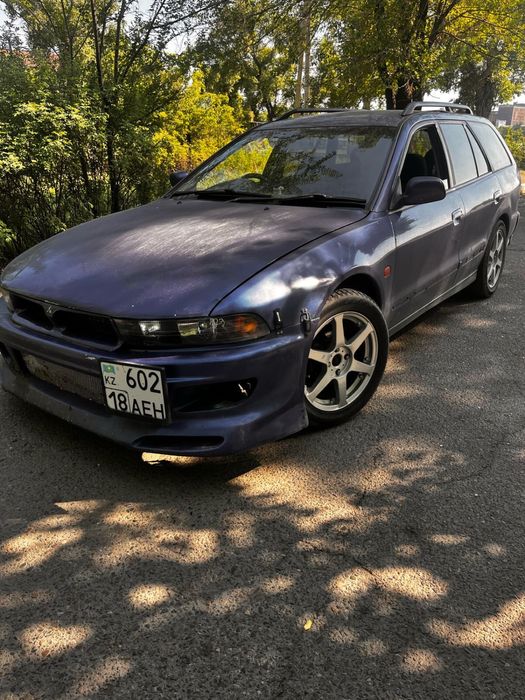 Митсубиси Легнум