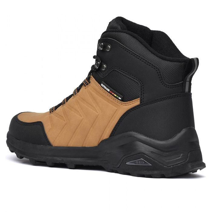 Водонепромокаеми мъжки обувки