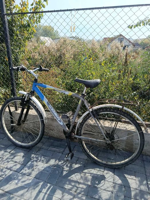 Bicicleta cu suspensie