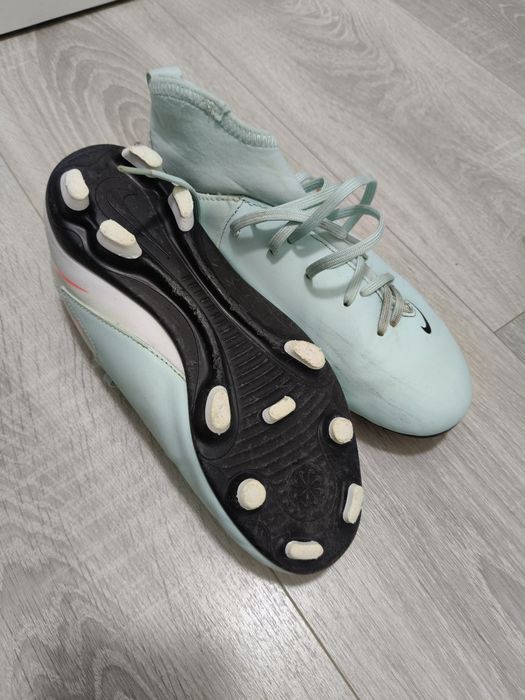 Ghete fotbal copii , crampoane.