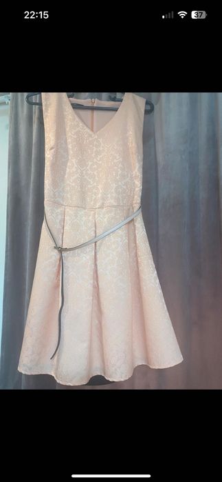 Rochia pentru fete de 12-14 ani