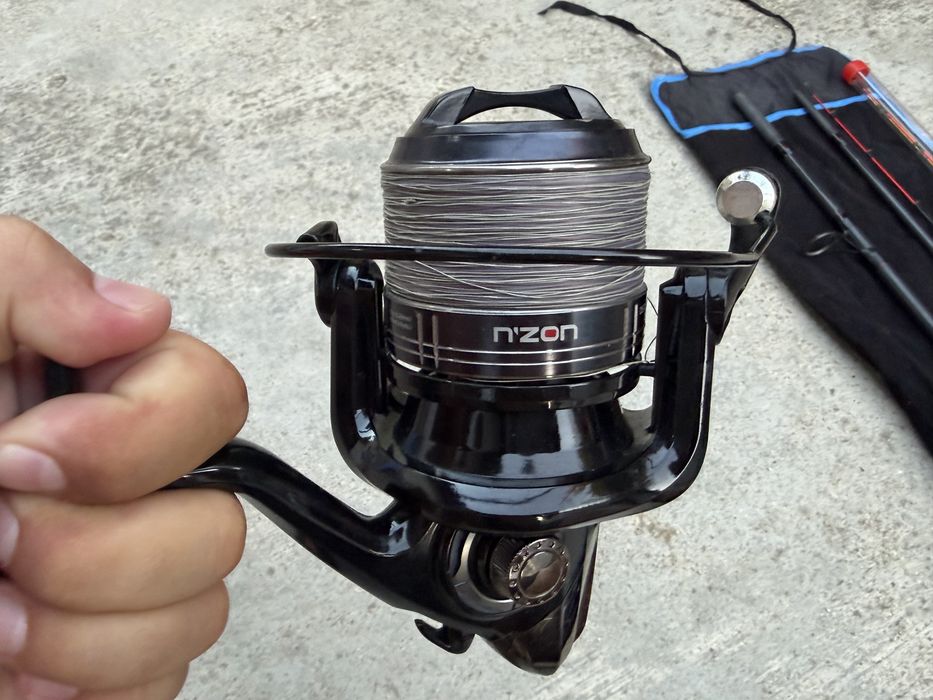 Lanseta feeder Okuma Custom Black 4.27, mulinetă Daiwa N Zone