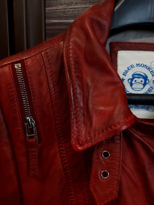 Червено яке естествена кожа S