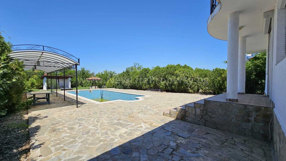 Продава се Къща в с. Тръстиково, Област Бургас - 205 кв.м за 1098 €/кв.м - Снимка #9