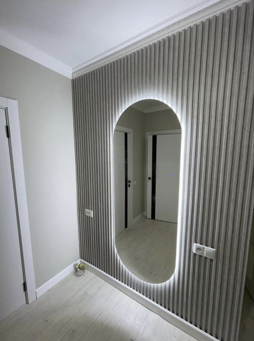 Зеркало настенное