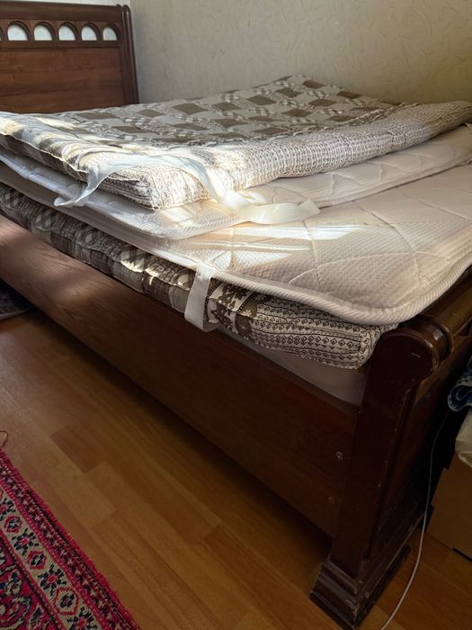 Кровать + столик