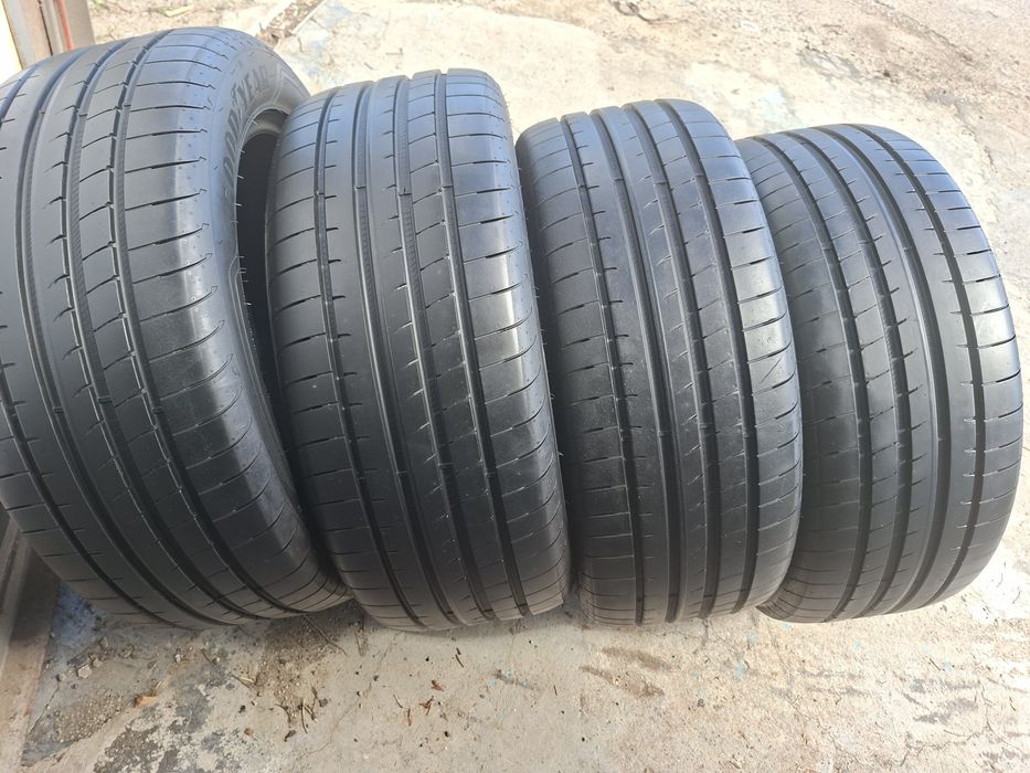 Продам шины. 255/50/19 гудиер