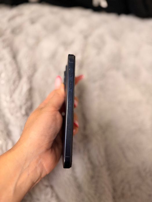 iPhone 15 pro (128gb)