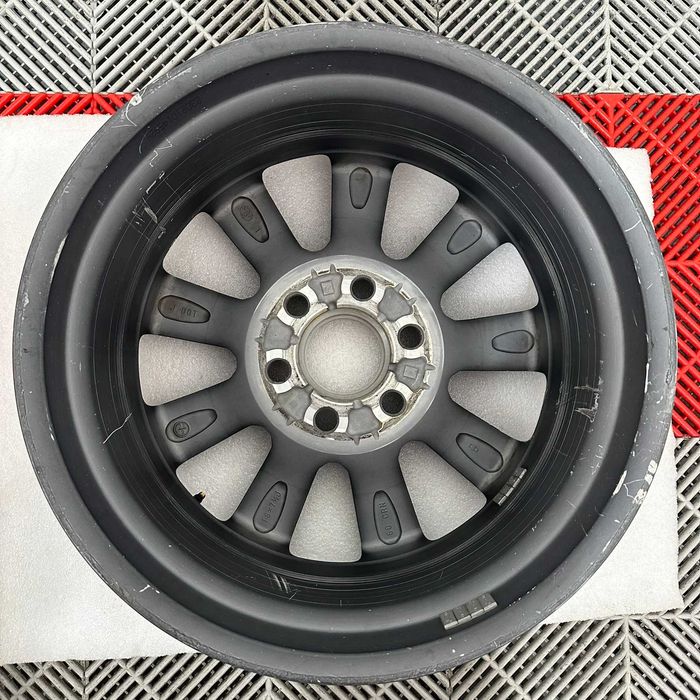 1x janta Toyota Landcruiser R18 7.5Jx18 ET60 Land cruiser 6x139.7