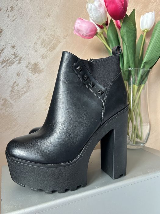 Дамски боти