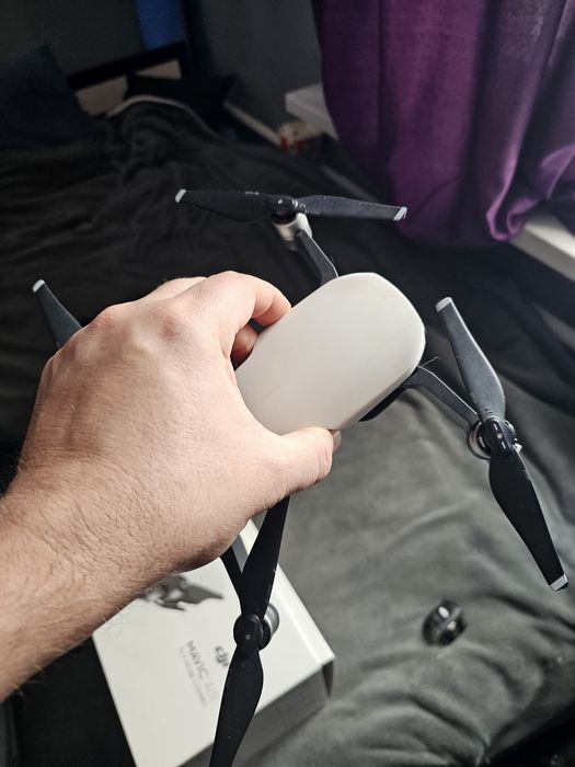 DJI Mavic Air (fly more combo) 128gb