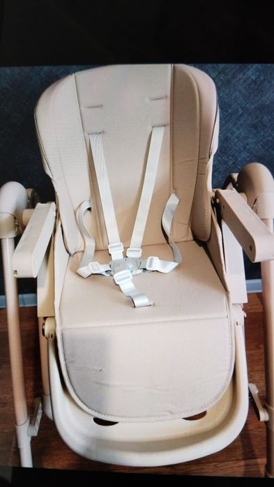 Стульчик для кормления.